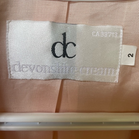 Devonshire Cream two piece - Picture 5 of 8